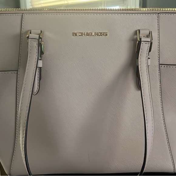Michael Kors purse - Picture 3 of 3
